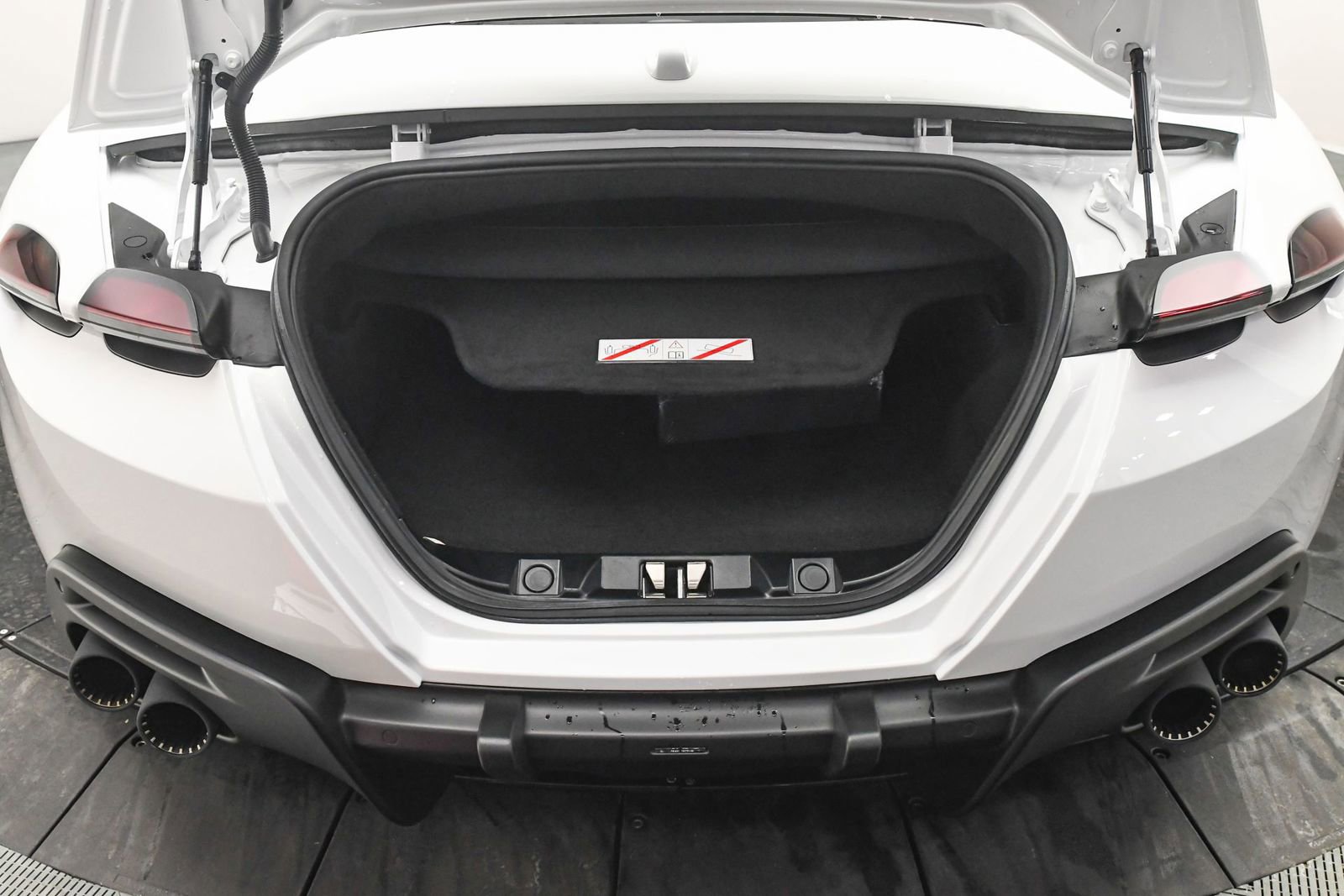 Certified 2024 Ferrari Roma Spider image 8