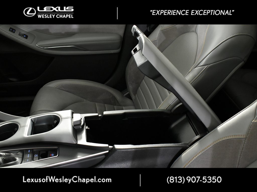 Used 2019 Toyota Avalon XSE image 27