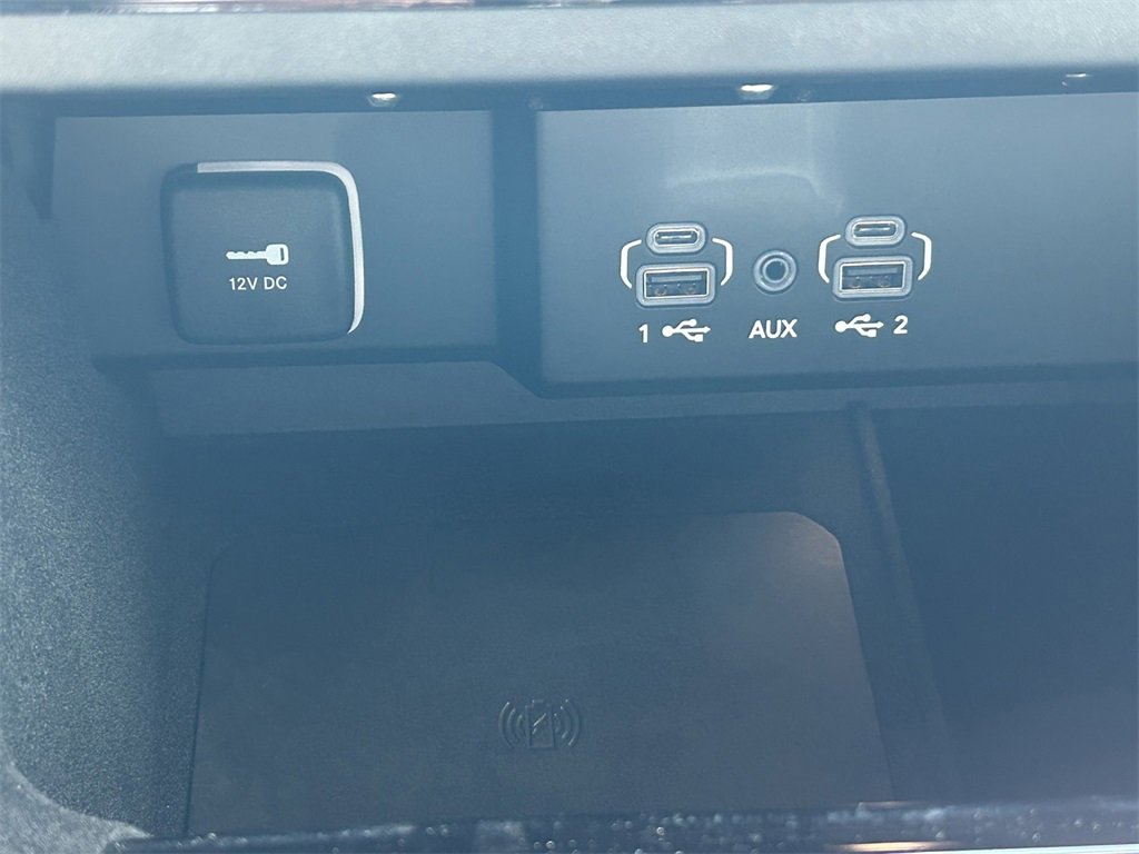 Used 2024 Jeep Wagoneer Series II w/ Flexible Seating Group image 24