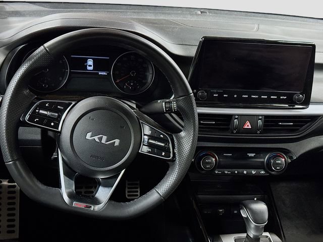 Used 2023 Kia Forte GT-Line w/ GT-Line Premium Package image 13