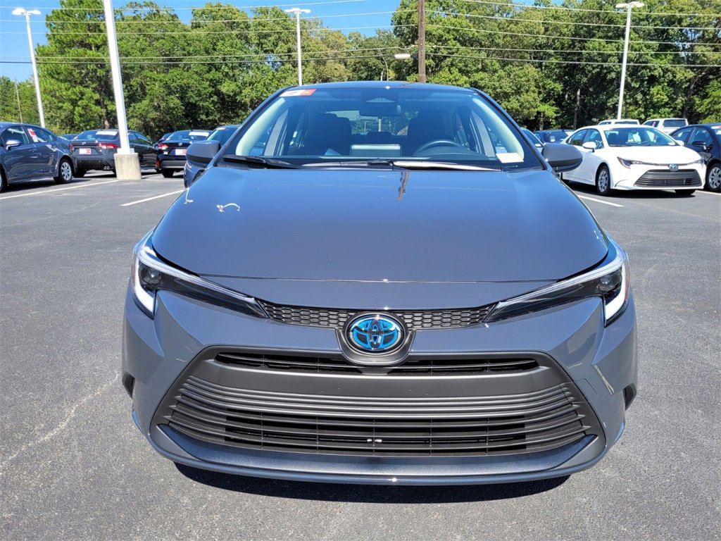 New 2025 Toyota Corolla LE image 2