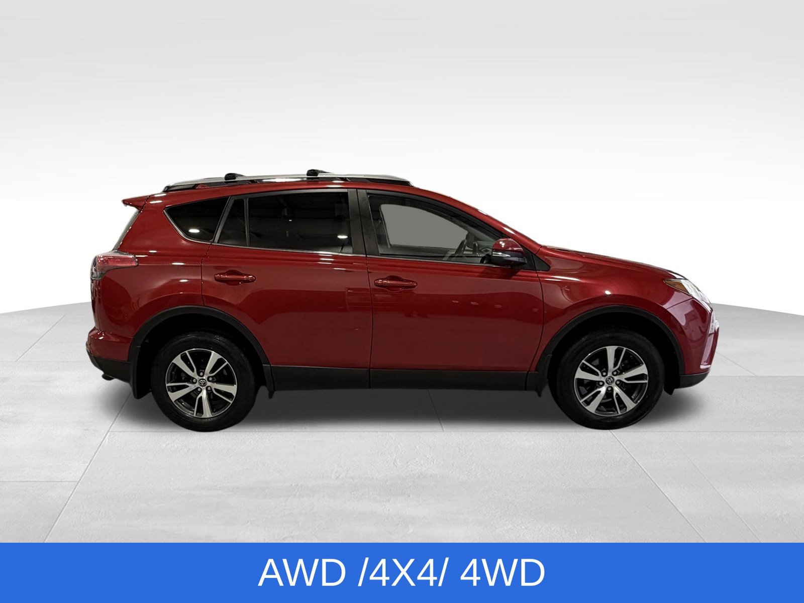 Used 2017 Toyota RAV4 XLE w/ Plus Special Value Package AWD/4WD image 11