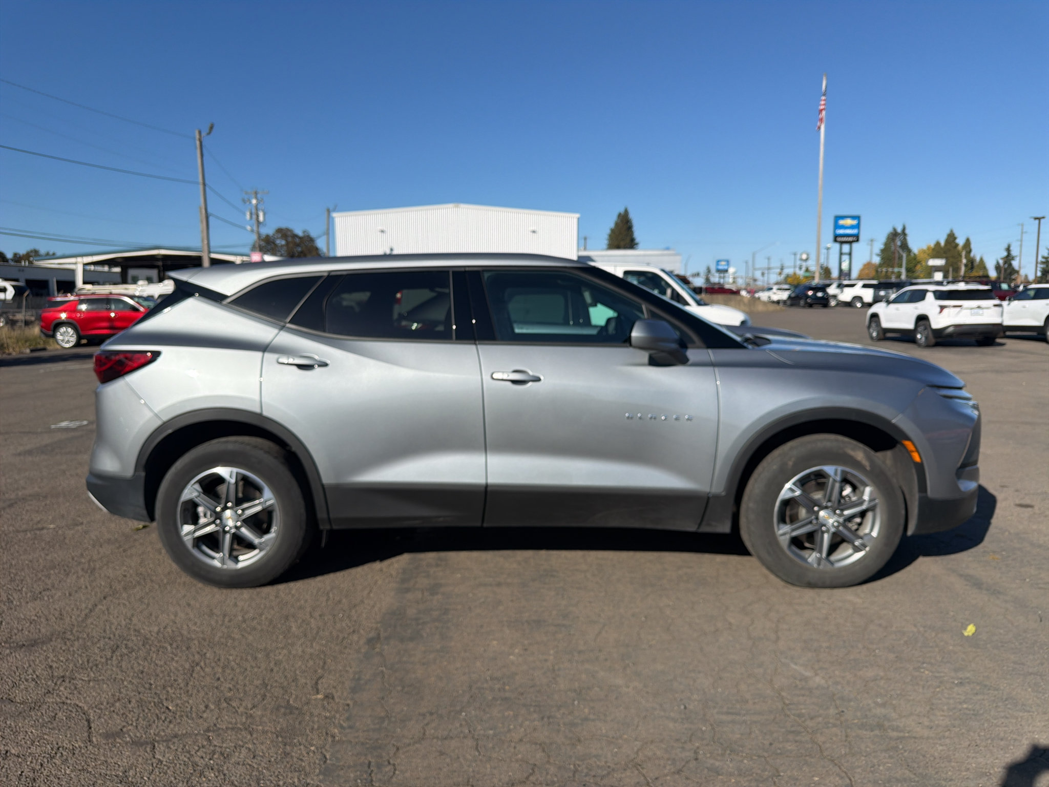 Used 2025 Chevrolet Blazer LT AWD/4WD image 7