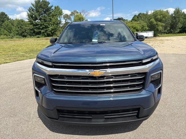 Used 2026 Chevrolet Traverse LT w/ Sun and Wheel Package AWD/4WD image 8