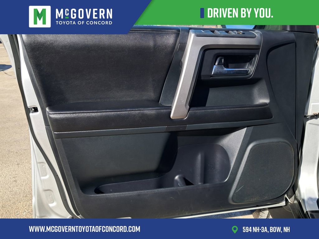 Used 2015 Toyota 4Runner SR5 image 9