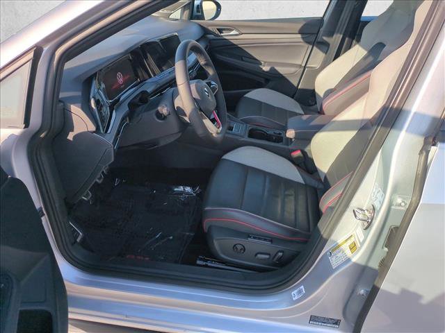 Used 2022 Volkswagen GTI SE FWD image 17