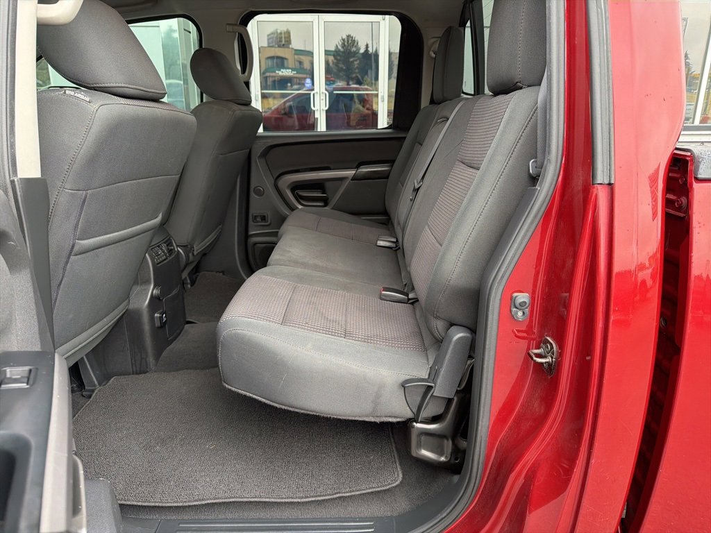 Used 2015 Nissan Titan SV w/ SV Value Truck Package image 23