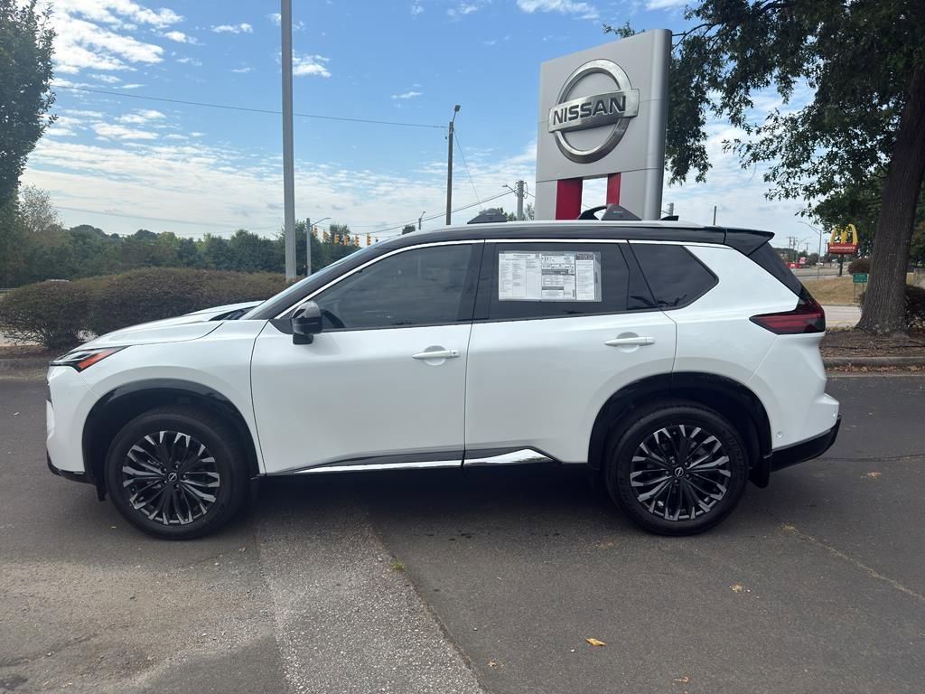 New 2026 Nissan Rogue Platinum image 4