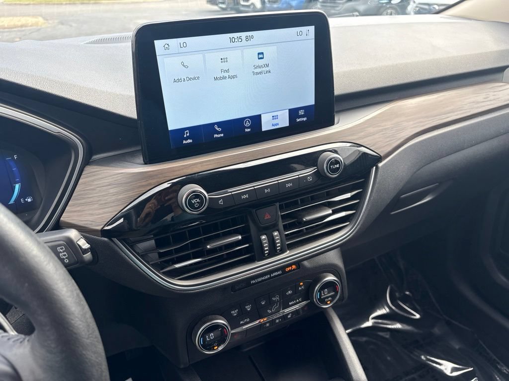 Used 2020 Ford Escape Titanium AWD/4WD image 16