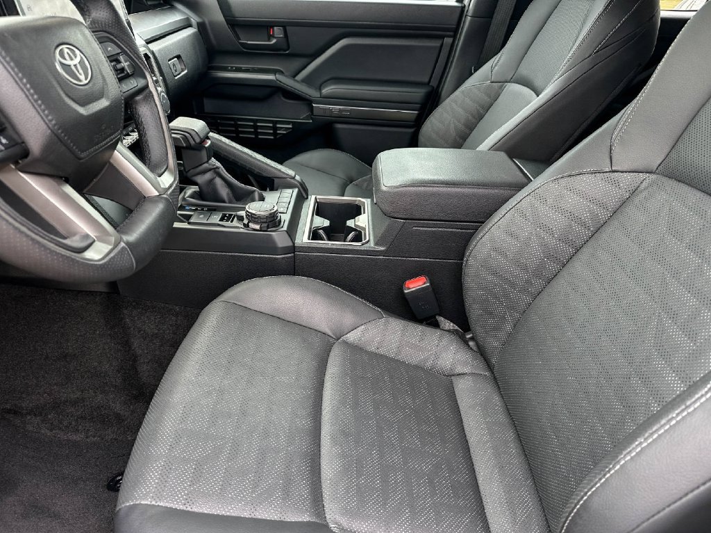 Certified 2025 Toyota 4Runner TRD Sport Premium w/ Tow Technology Package AWD/4WD image 13