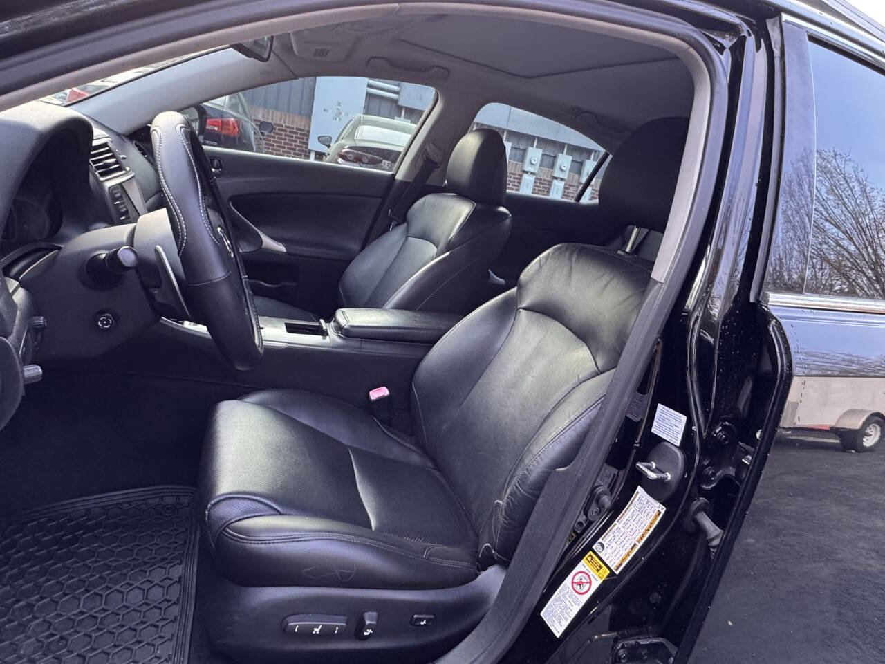 Used 2006 Lexus IS 350 image 10