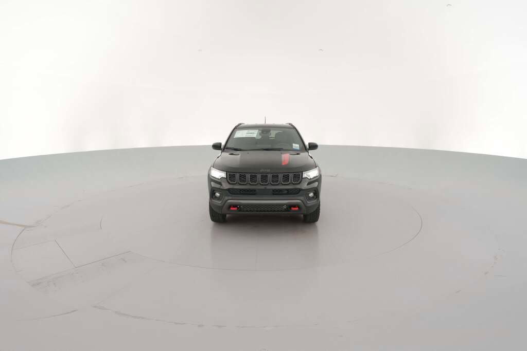 New 2026 Jeep Compass Trailhawk image 2
