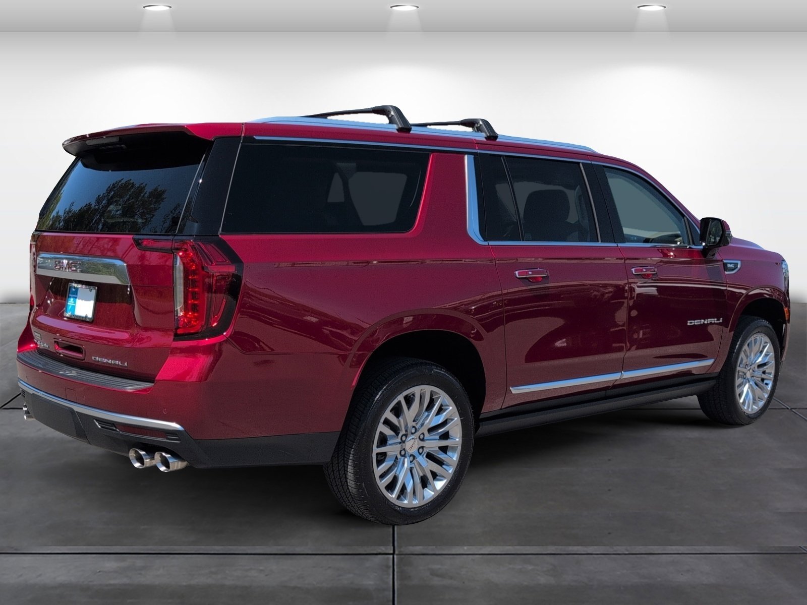Used 2024 GMC Yukon XL Denali w/ LPO, Floor Liner Package image 5