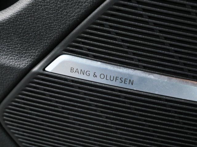 Used 2019 Audi Q8 Prestige w/ Towing Package AWD/4WD image 7