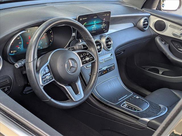 Used 2022 Mercedes-Benz GLC 300 4MATIC image 9