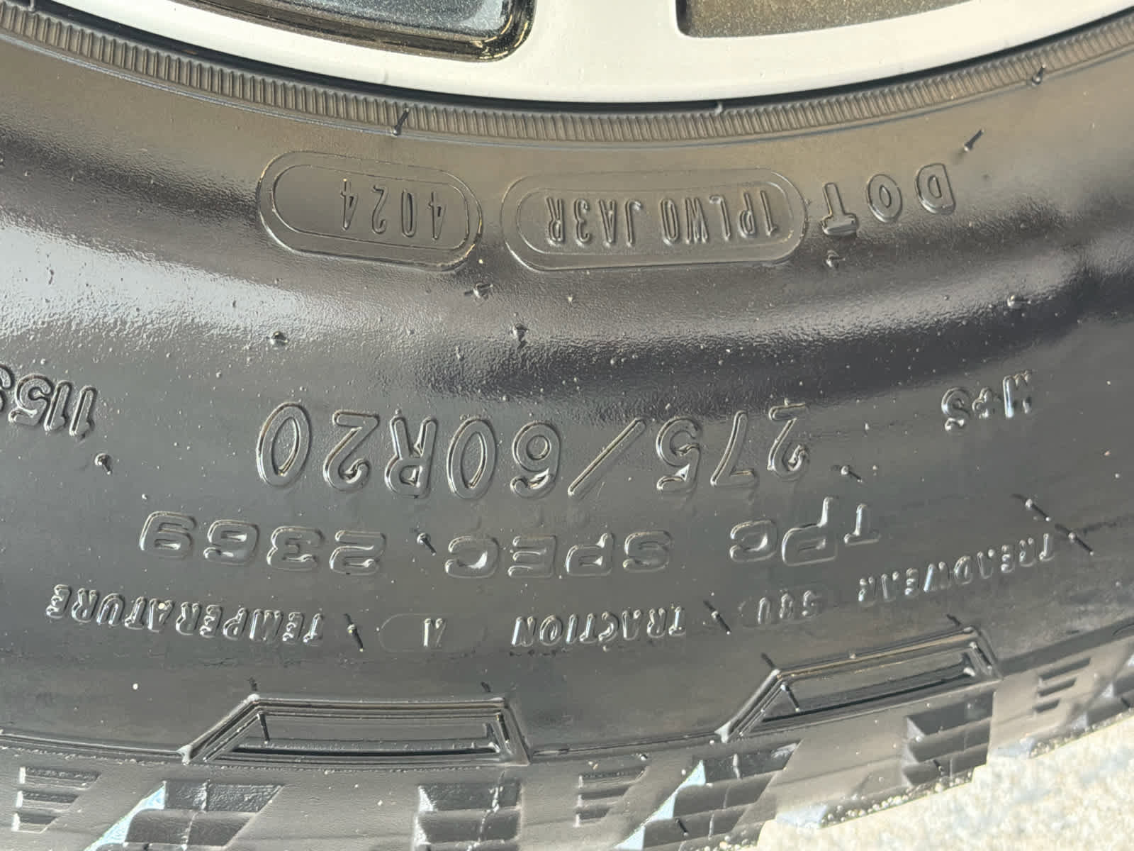 Certified 2024 GMC Sierra 1500 AT4 w/ Technology Package image 12