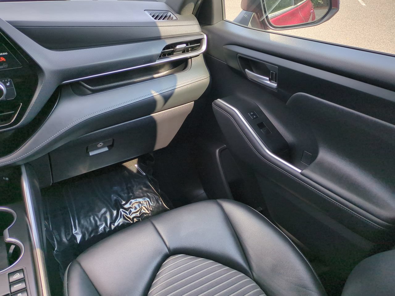 Used 2023 Toyota Highlander XSE AWD/4WD image 17