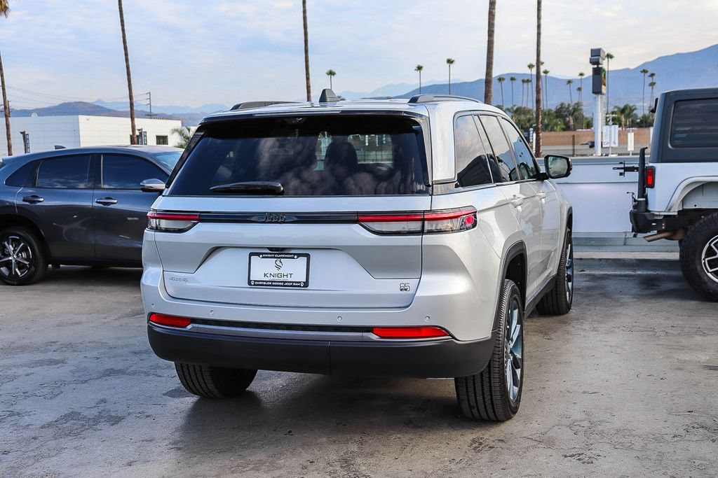 New 2026 Jeep Grand Cherokee Limited AWD/4WD image 9