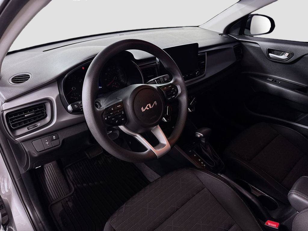 Used 2023 Kia Rio S image 9