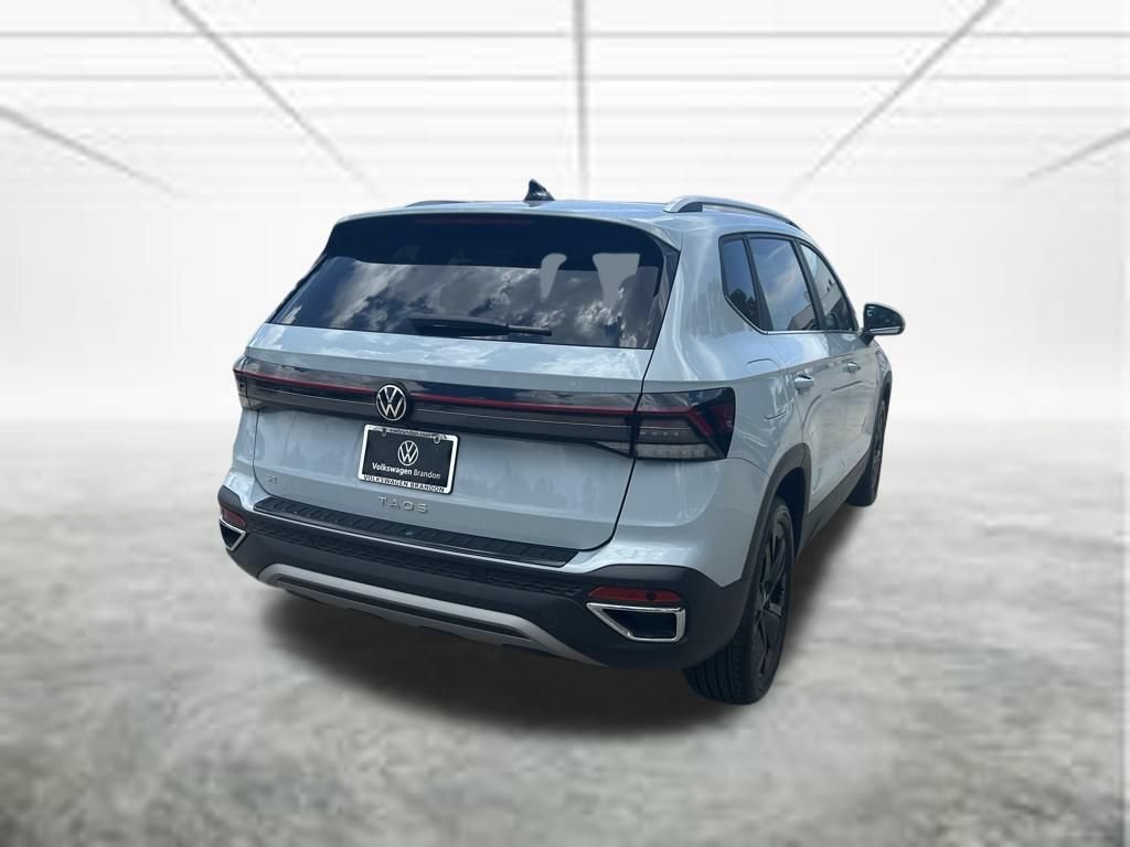 New 2026 Volkswagen Taos SE FWD image 6