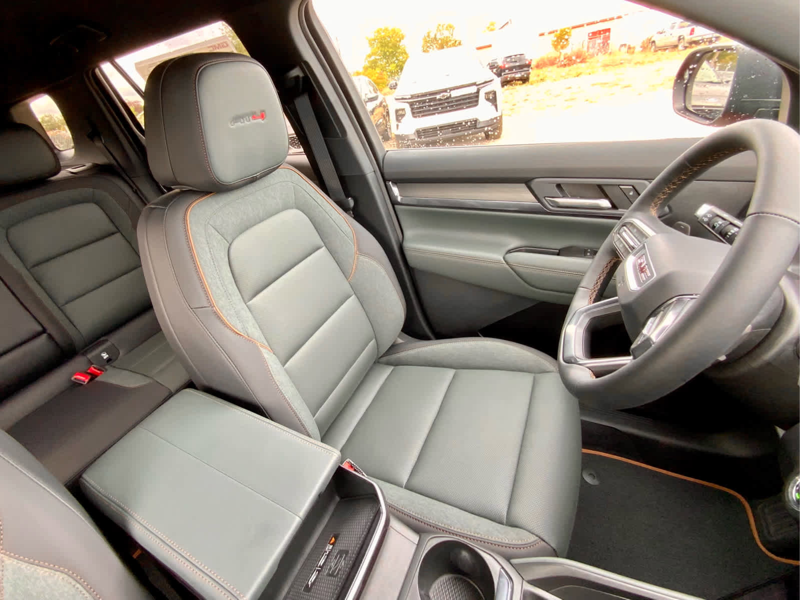 New 2026 GMC Terrain AT4 image 31