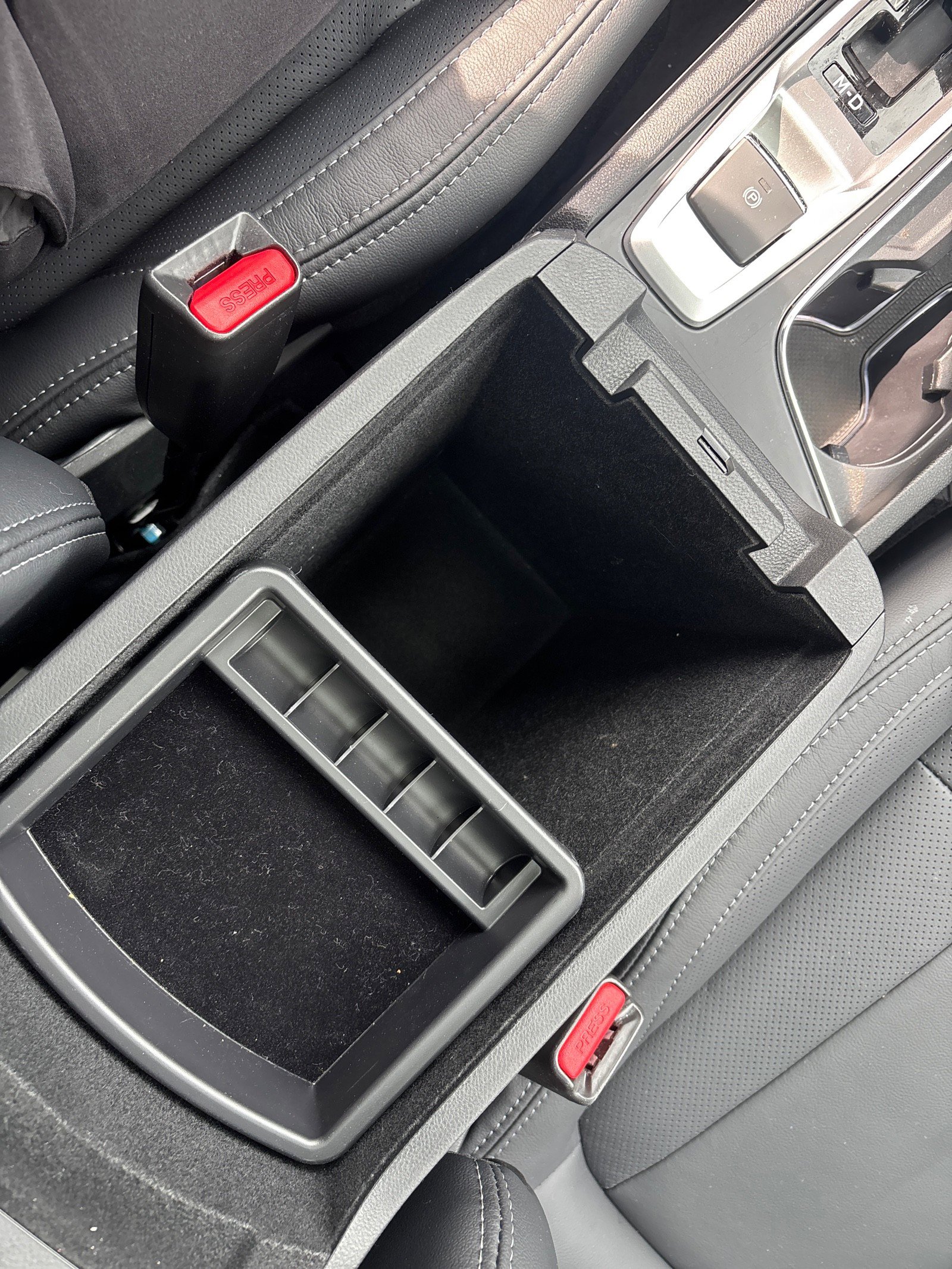 Certified 2025 Subaru Ascent Limited w/ Popular Package #1 image 26