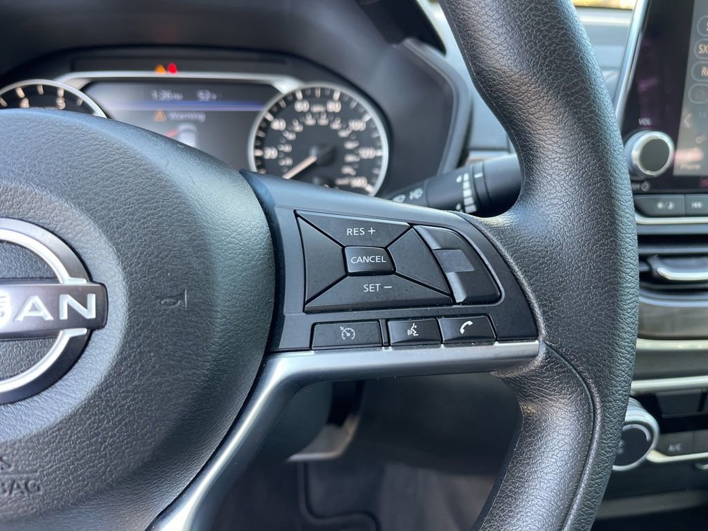 Used 2025 Nissan Altima 2.5 SV image 17