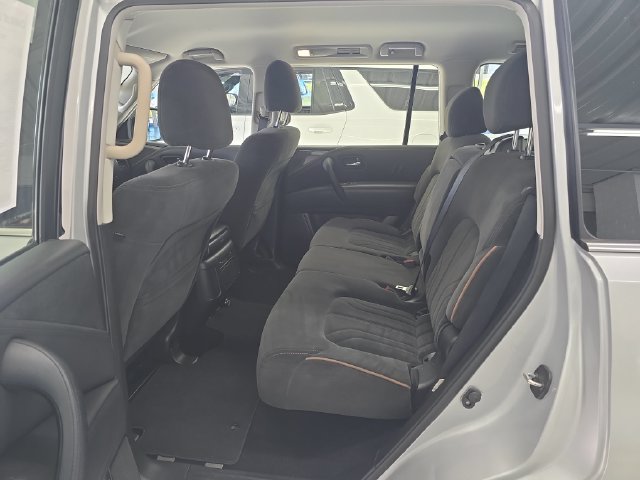 Used 2023 Nissan Armada S RWD image 10