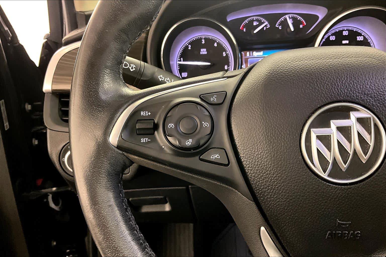 Used 2020 Buick Envision Essence FWD image 22