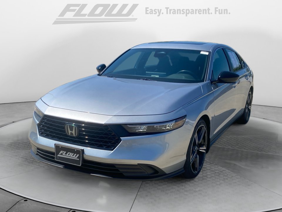 Used 2023 Honda Accord Sport image 4