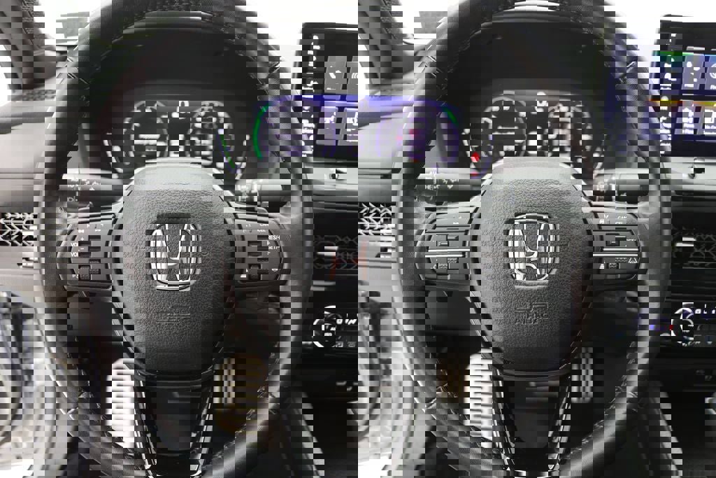 Used 2024 Honda Accord Sport image 17