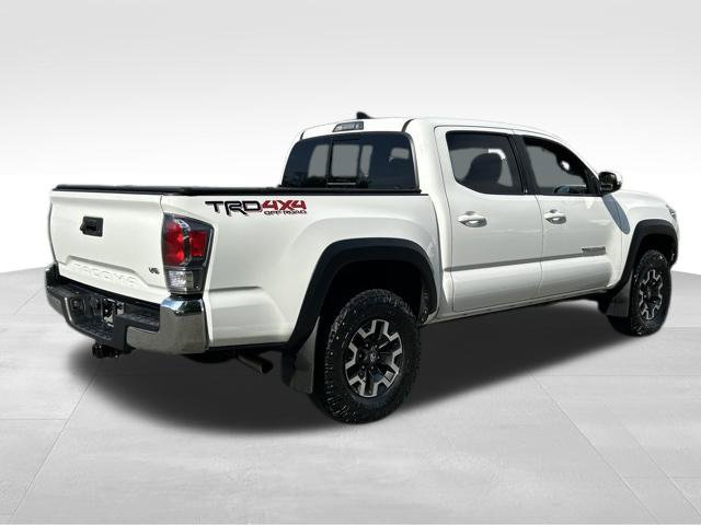 Certified 2023 Toyota Tacoma TRD Off-Road AWD/4WD image 5
