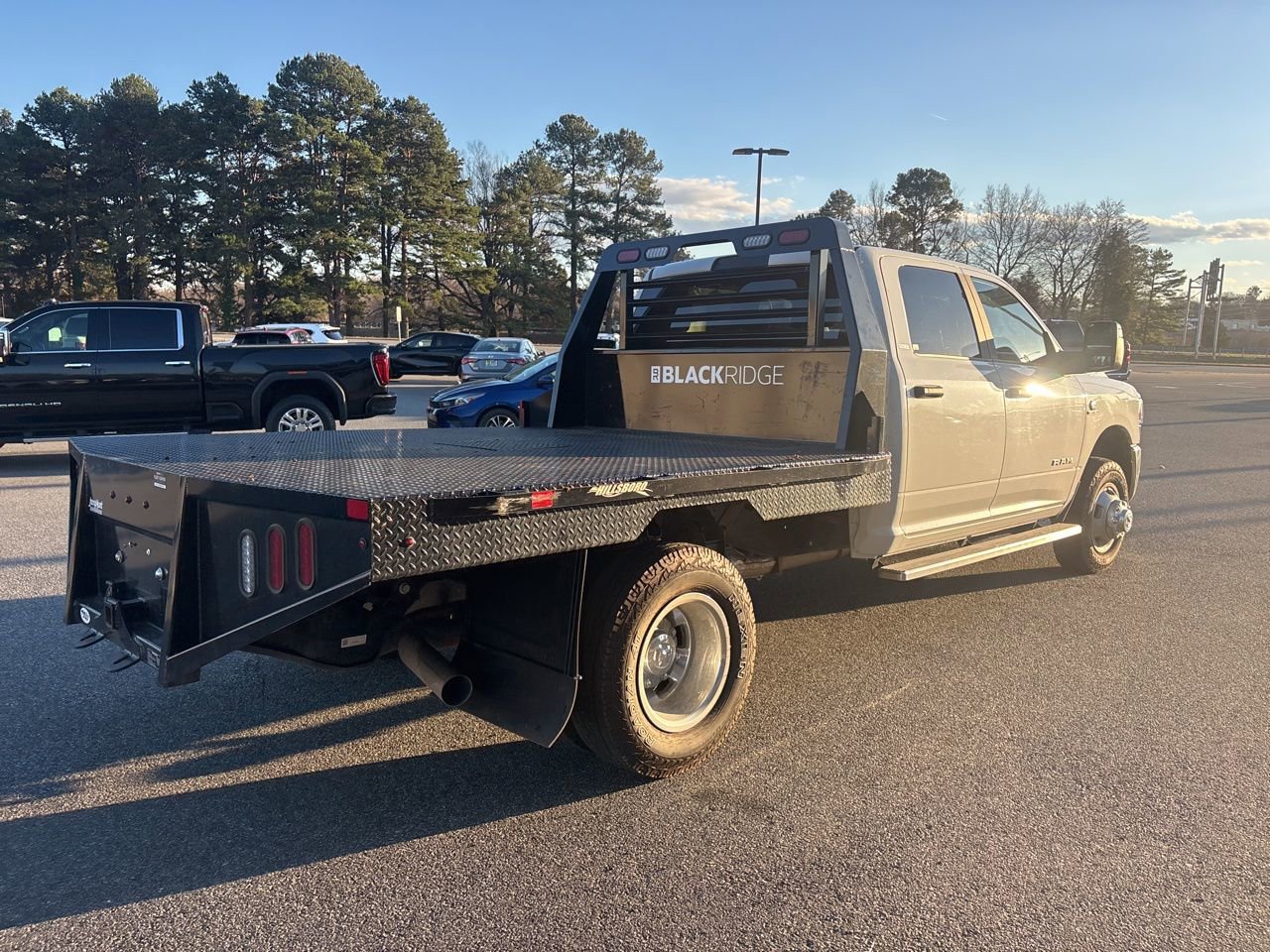 Used 2024 RAM 3500 SLT w/ Quick Order Package 2YG SLT image 7