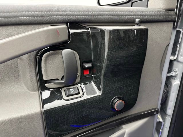 New 2026 GMC Savana 2500 RWD image 19