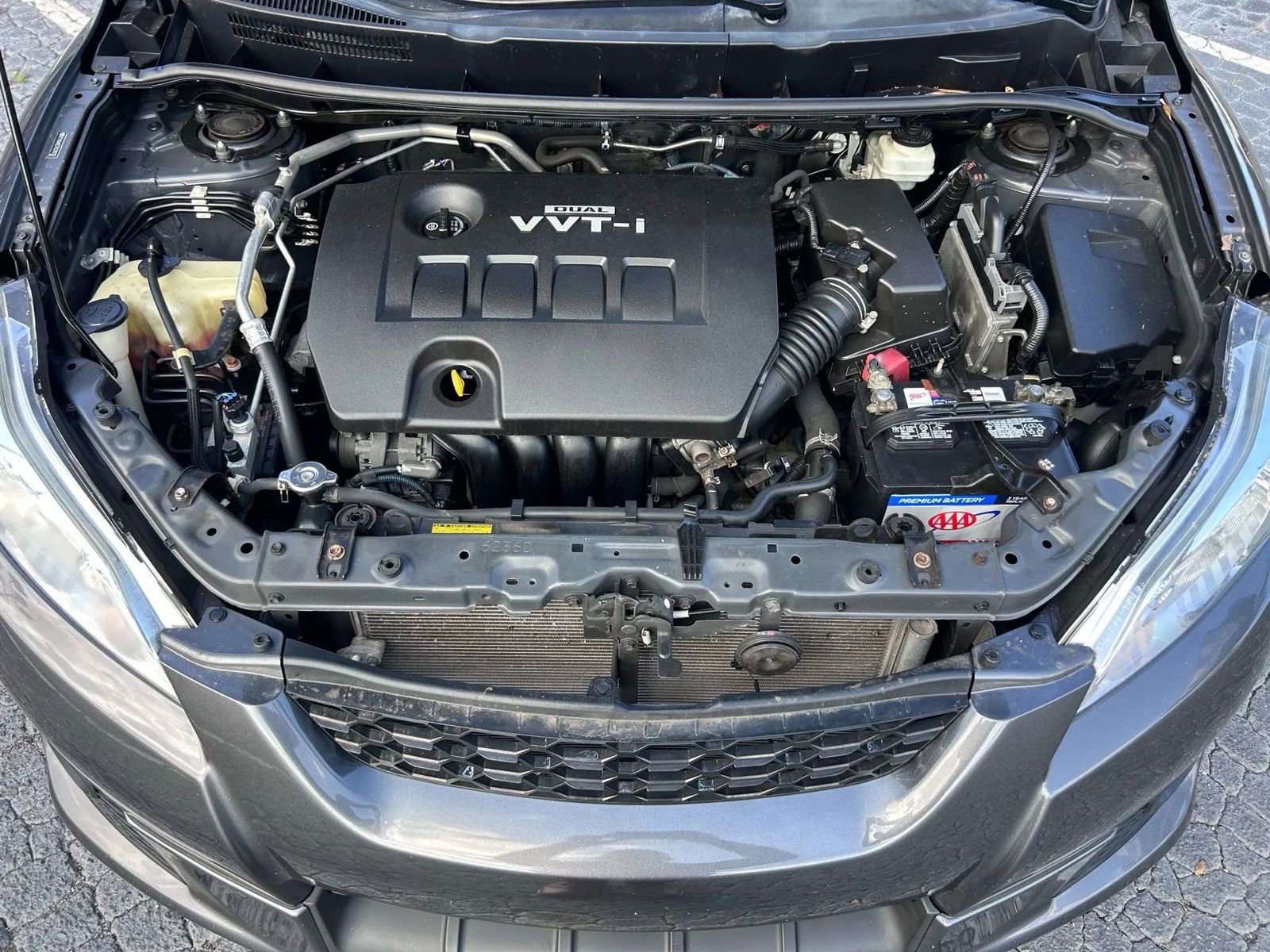 Used 2010 Toyota Matrix image 13