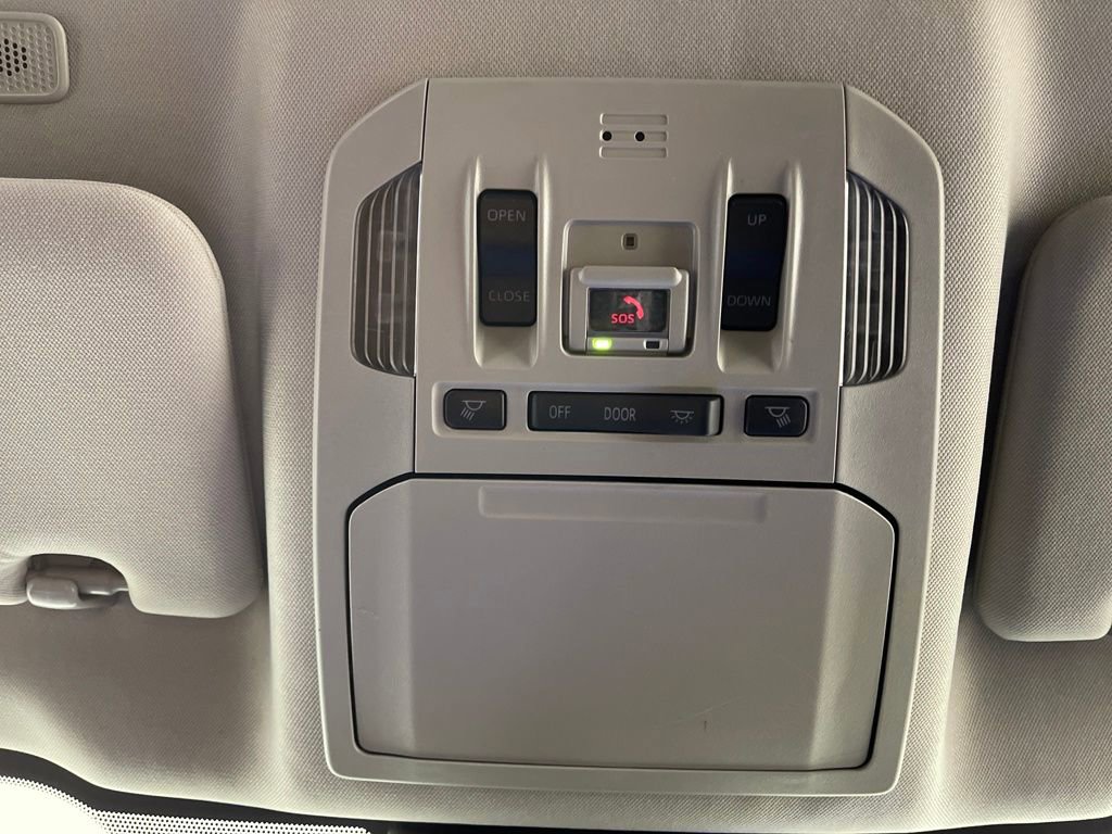 Used 2023 Toyota Highlander XLE image 29