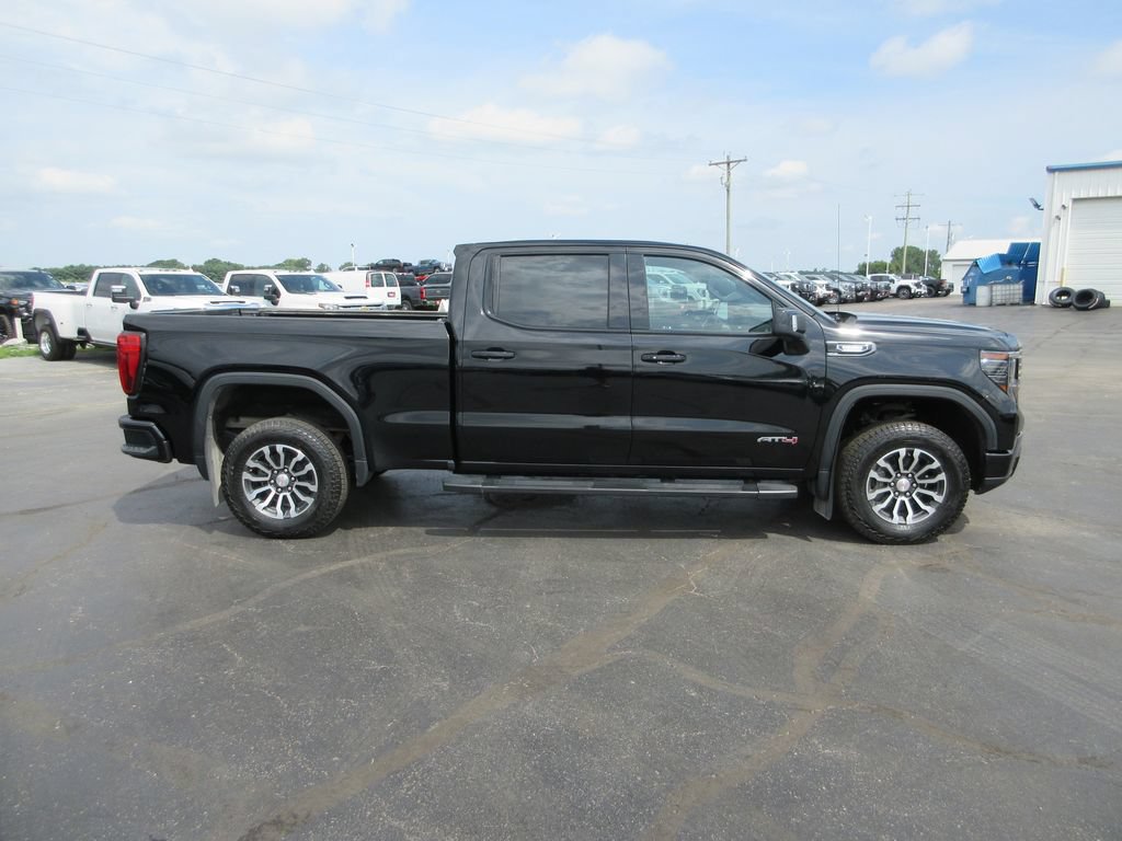 Certified 2022 GMC Sierra 1500 AT4 AWD/4WD image 4