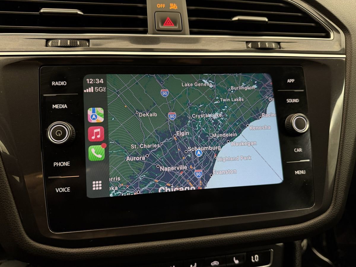Used 2020 Volkswagen Tiguan SE w/ Panoramic Sunroof Package AWD/4WD image 21