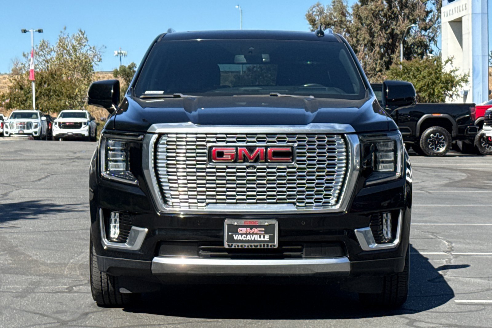 Used 2022 GMC Yukon XL Denali AWD/4WD image 10