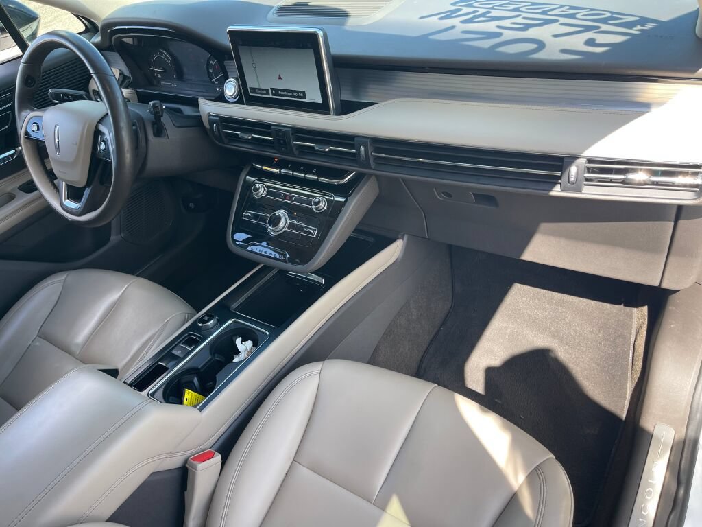 Used 2021 Lincoln Corsair AWD image 30