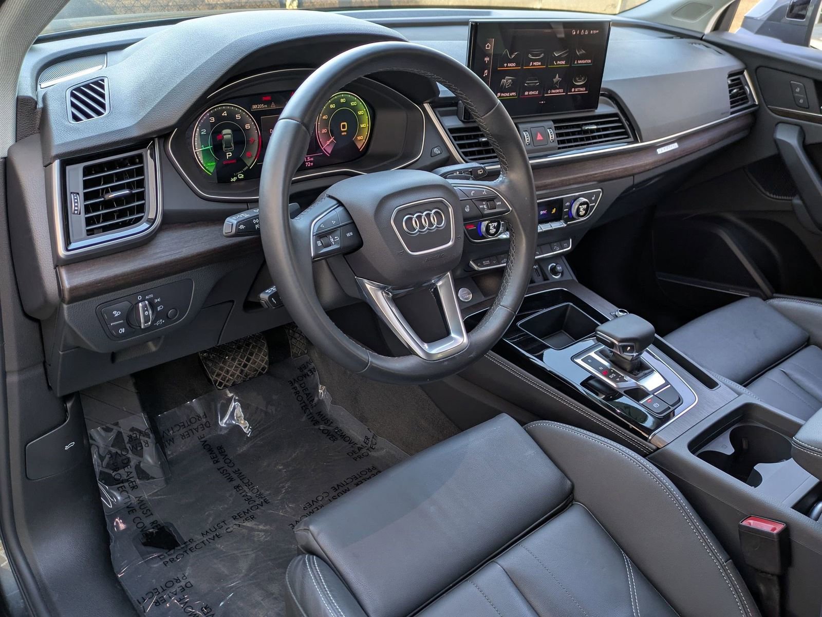 Used 2024 Audi Q5 e Premium Plus w/ Premium Plus Package image 15