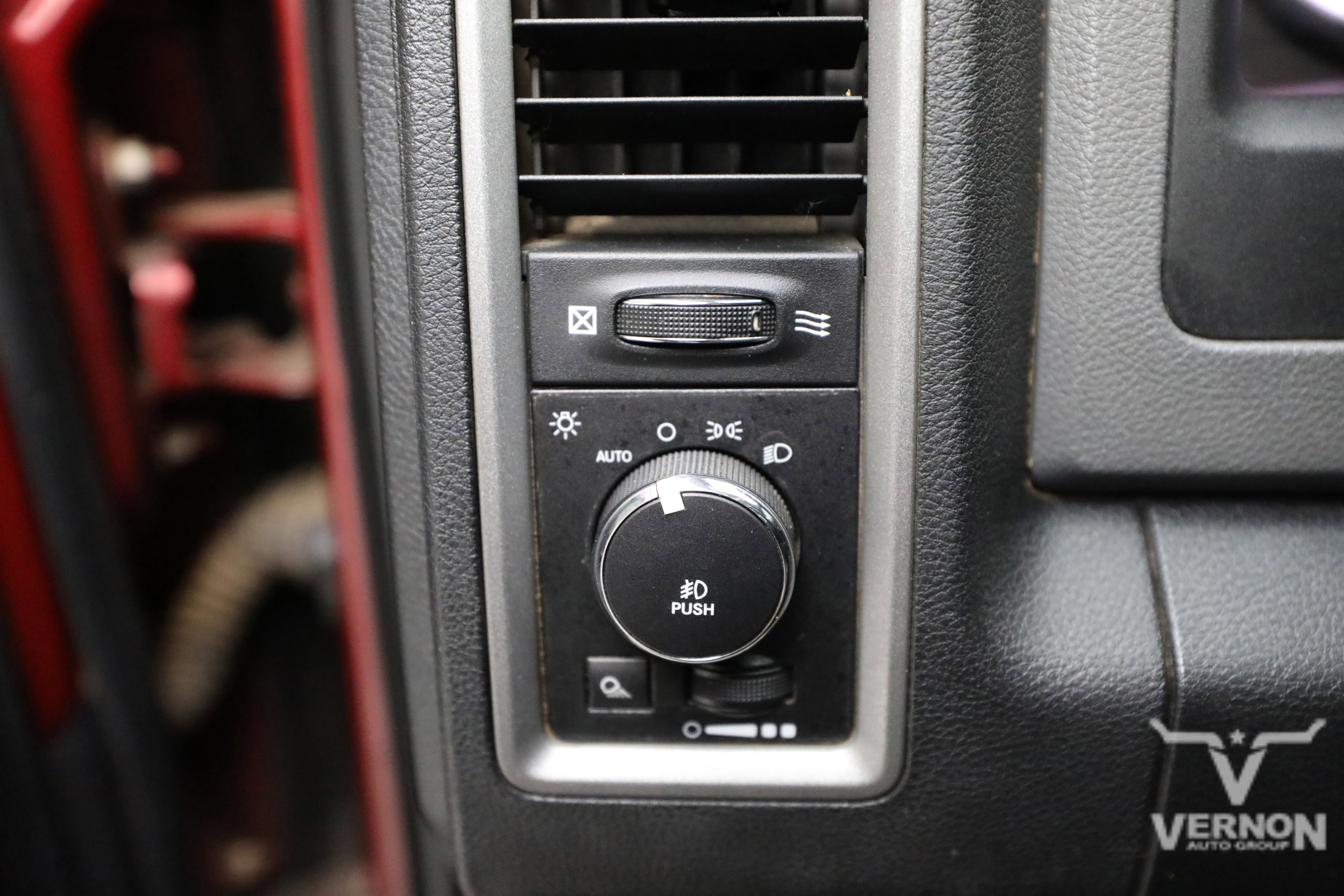 Used 2013 RAM 1500 Express image 16