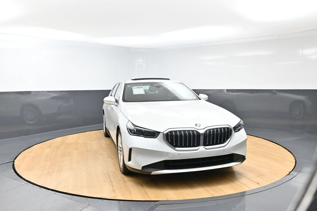Used 2025 BMW 530i RWD image 10