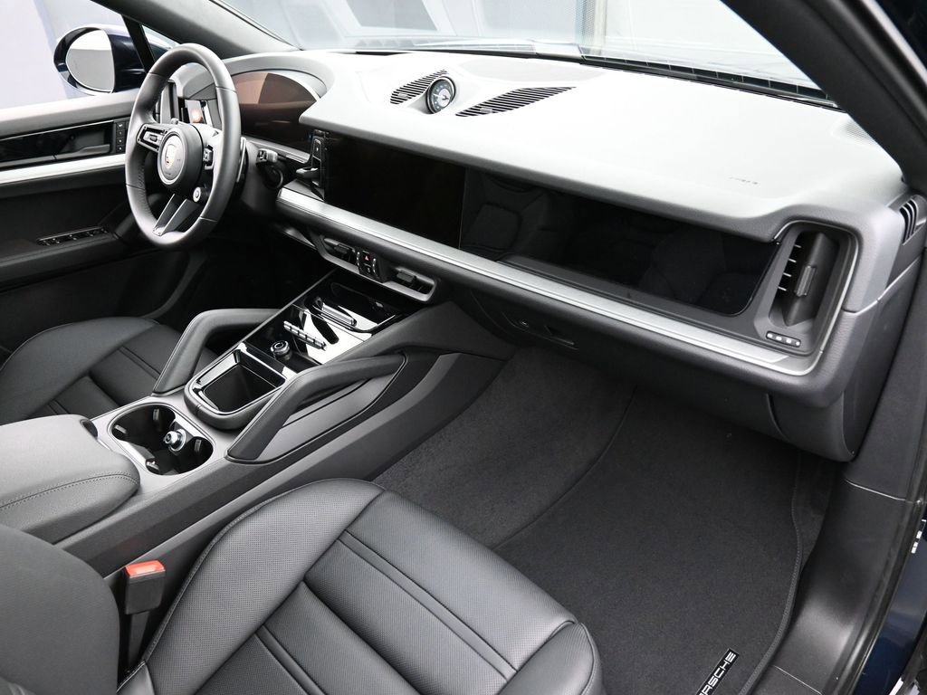 New 2026 Porsche Cayenne S image 33