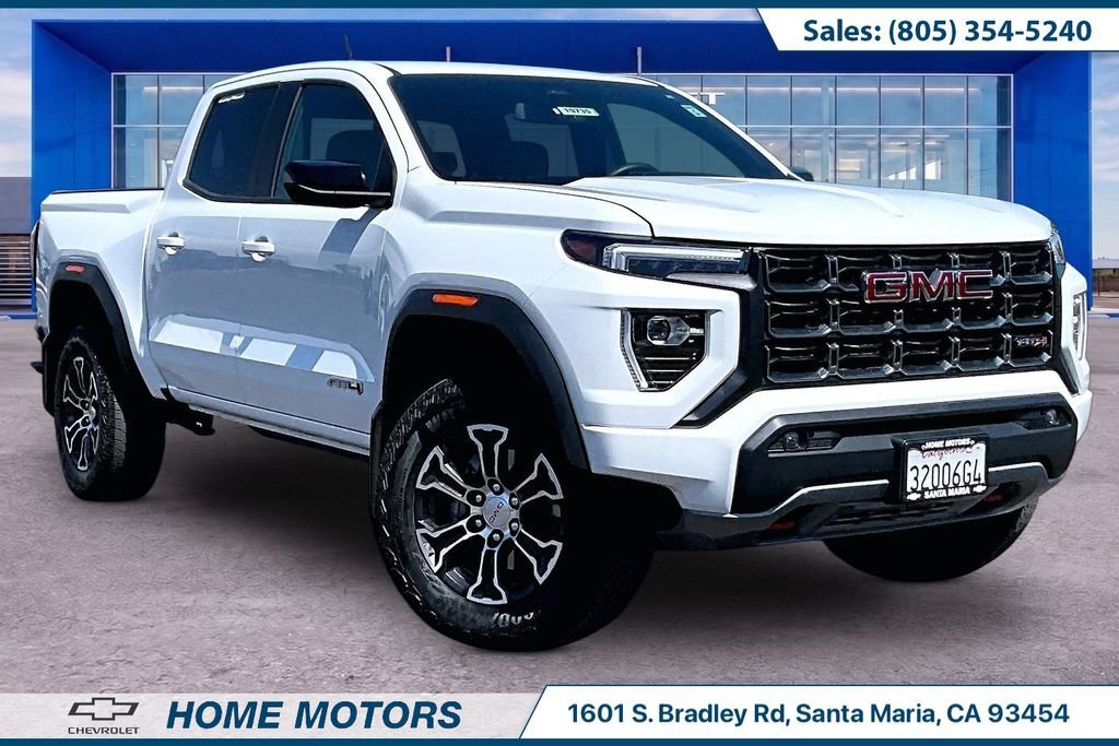 Used 2025 GMC Canyon AT4