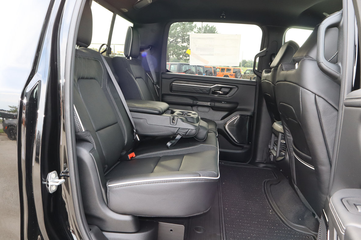 Used 2026 RAM 1500 Limited AWD/4WD image 29