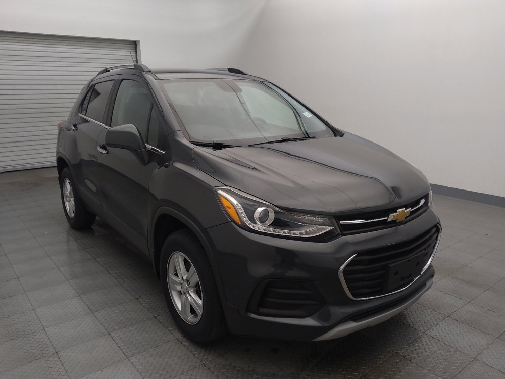 Used 2020 Chevrolet Trax LT w/ LT Convenience Package image 13