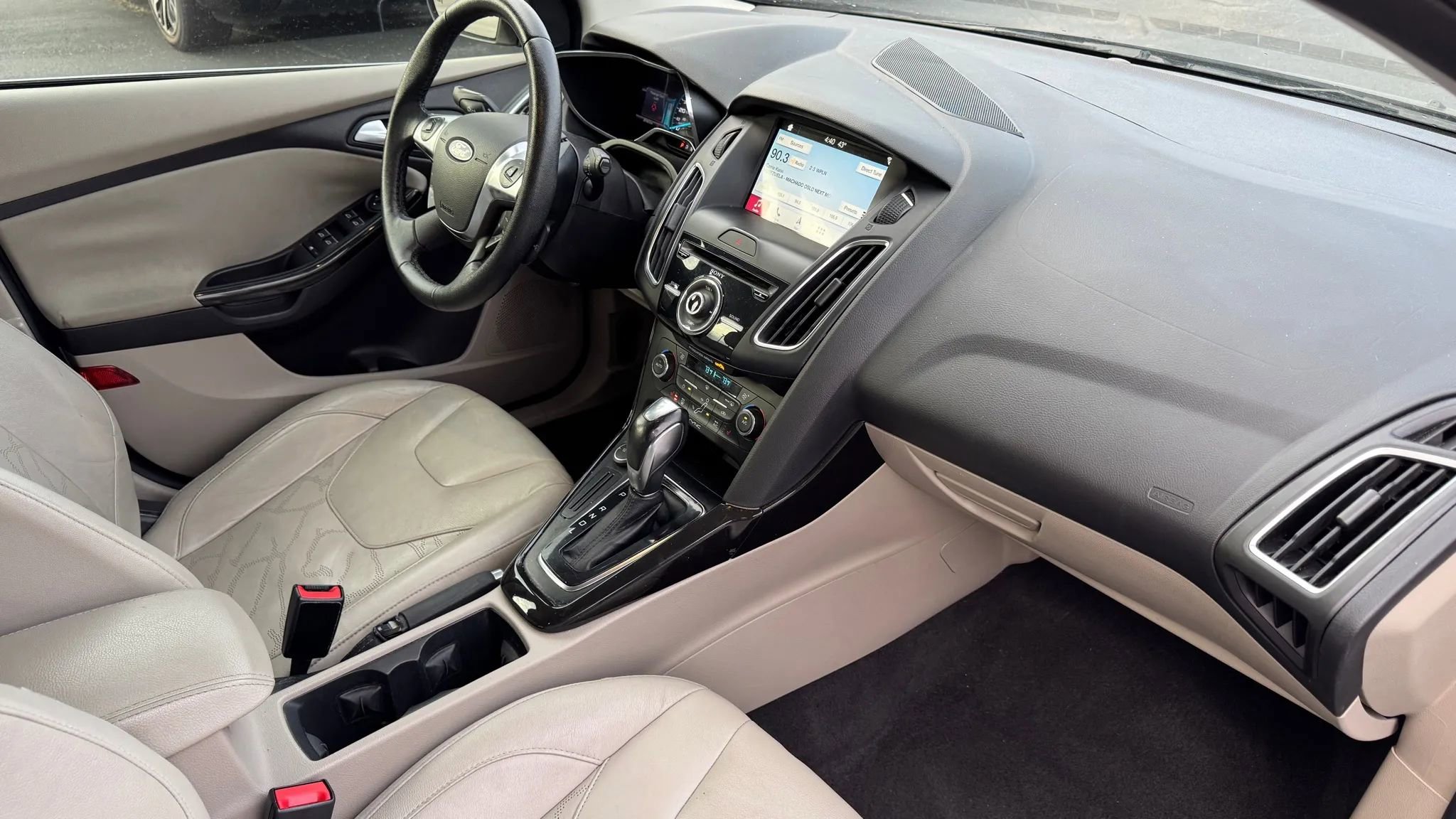 Used 2016 Ford Focus Electric Hatchback w/ Exterior Protection Package image 33