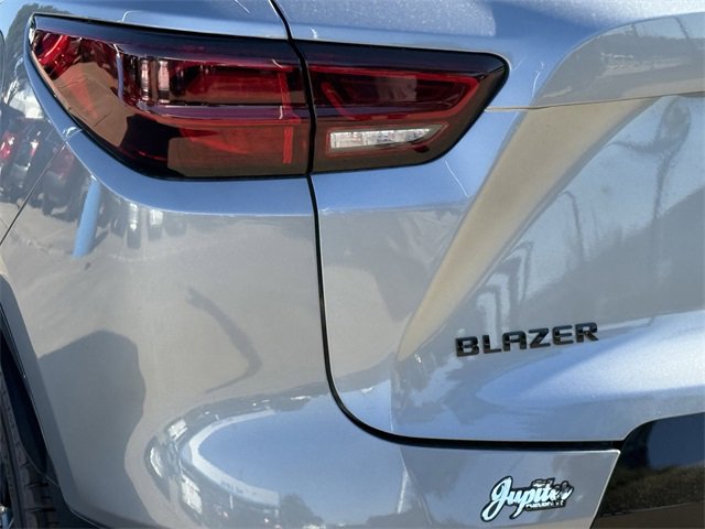 New 2025 Chevrolet Blazer RS w/ Driver Confidence II Package image 6