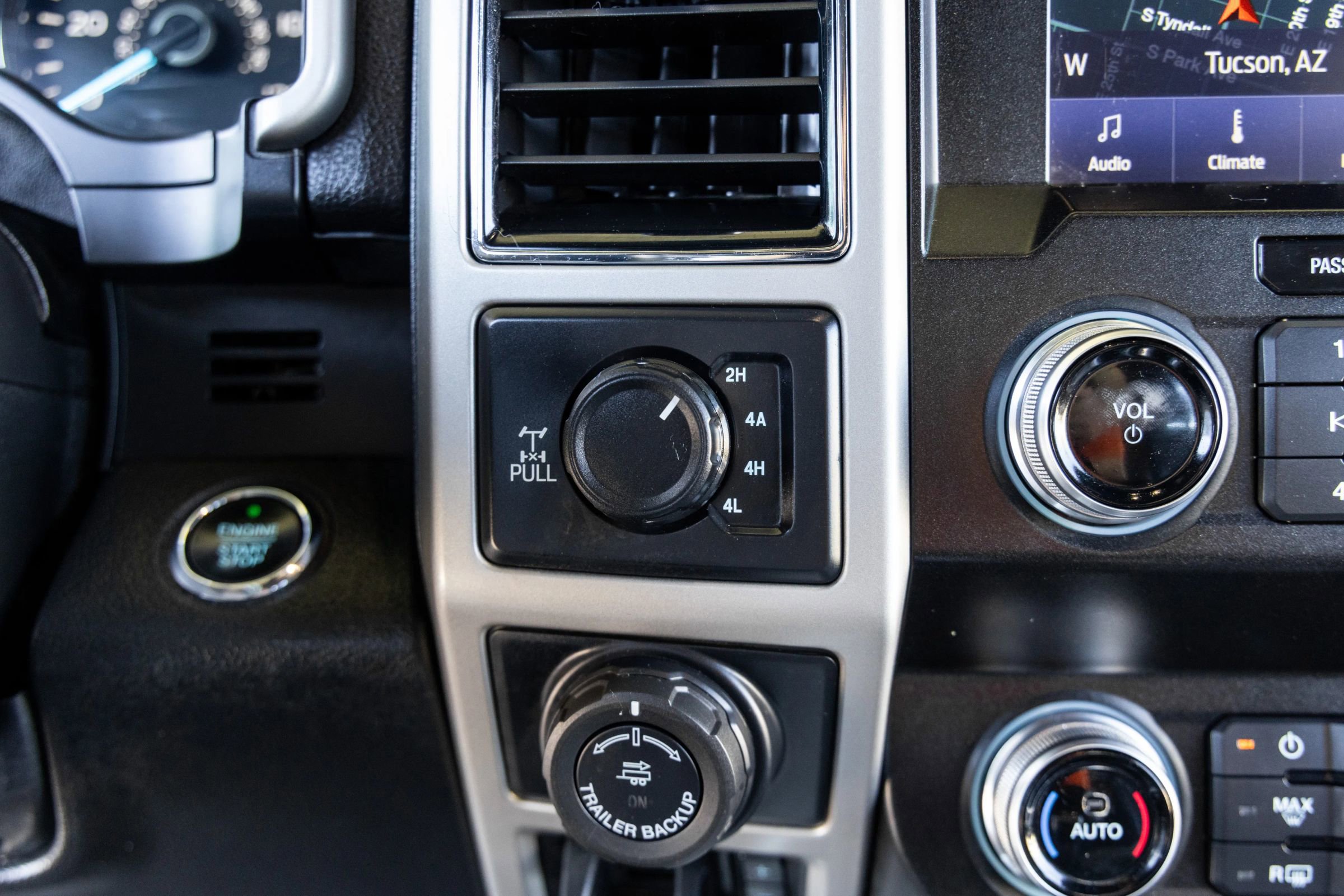 Used 2020 Ford F150 Lariat w/ Equipment Group 502A Luxury image 27